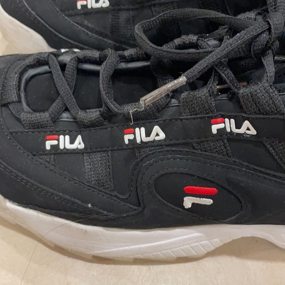 Fila woman’s black chunky sneakers size 10.5 - Picture 5 of 6
